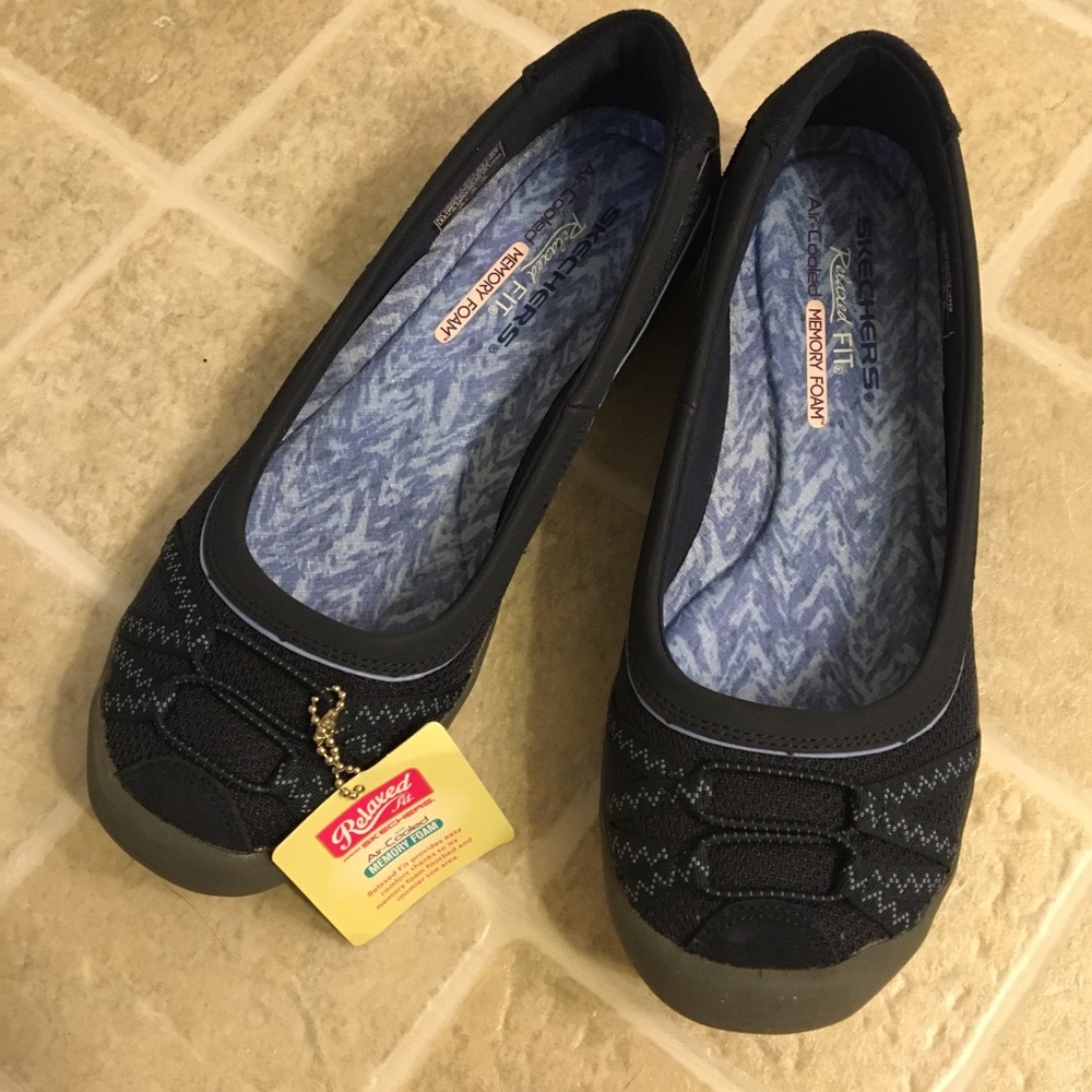 Skechers slip ons